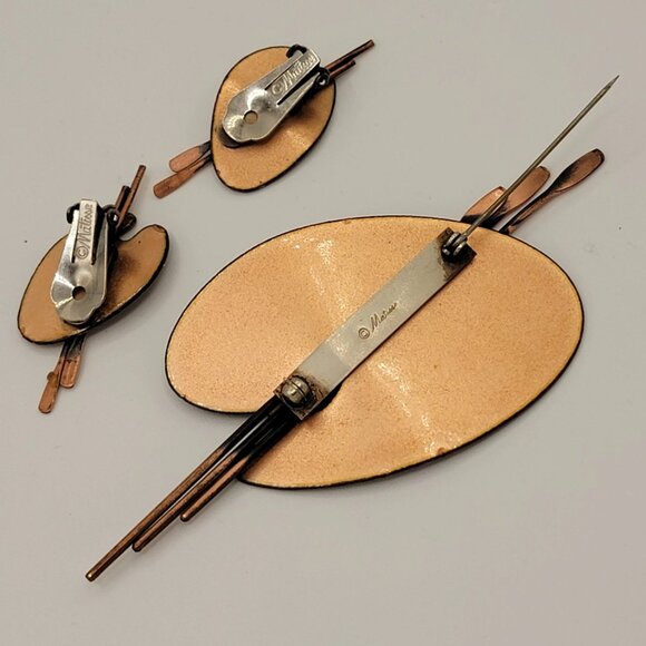 Vintage Signed Matisse Artist Palette Brooch and Clip-on Earring Set - Picture 9 of 10